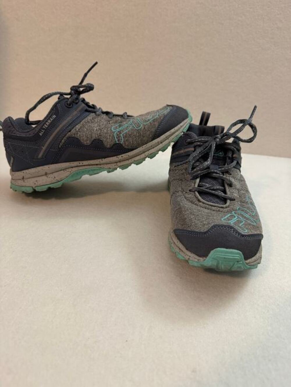 Fila Blowout 19 All Terrain Women's Trail Hiking Shoes Sneakers Gray Teal 8.5 W